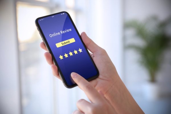 5 star customer rating on smart phone